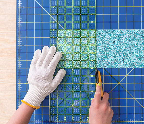 Handy Pocket Guide - Quiltmaking for Beginners by Angela Walters & Cloe Walters