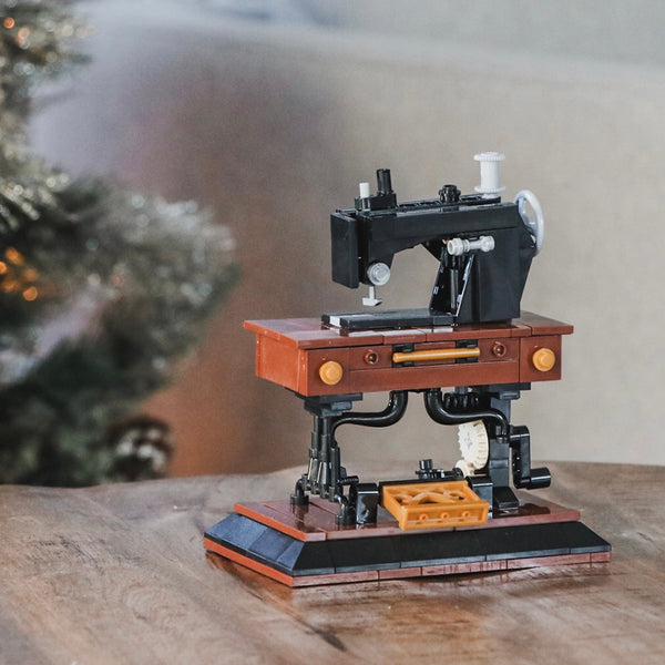 Building Block Kit - Vintage Sewing Machine